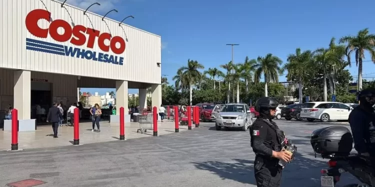 Cancún: reportan asalto a mano armada en estacionamiento de Costco