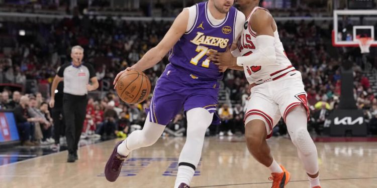 Luka Doncic anota 46 puntos en la victoria de Lakers sobre Bulls en Chicago