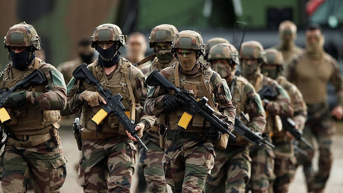 Francia participa en ejercicios militares en Groenlandia