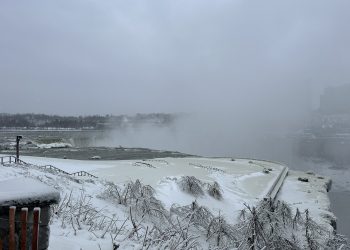 Cataratas del Niágara amanecen congeladas y bajo -55° por masa de aire ártico