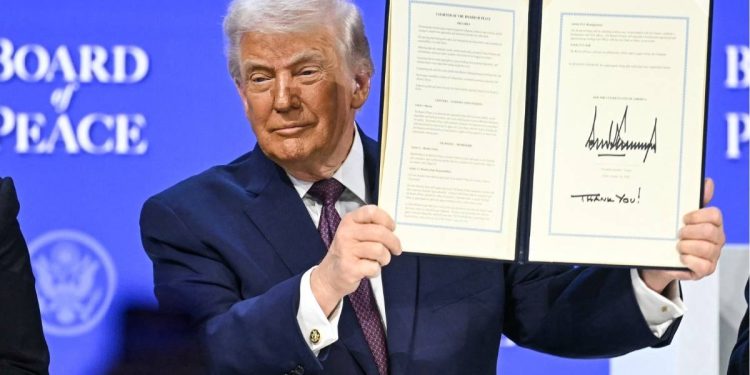 Trump lanza su Junta de Paz en Davos y busca rivalizar con la ONU