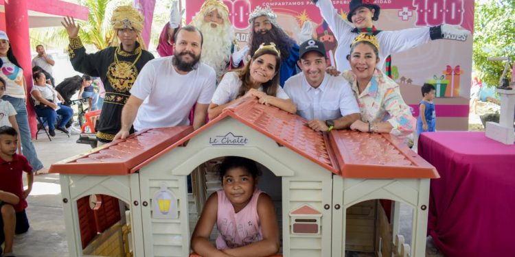 Celebran el Día de Reyes Magos en la colonia El Pedregal de Cancún
