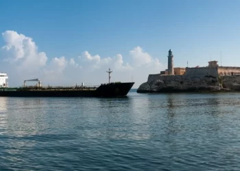 México detiene envío de petróleo a Cuba en medio de presión internacional