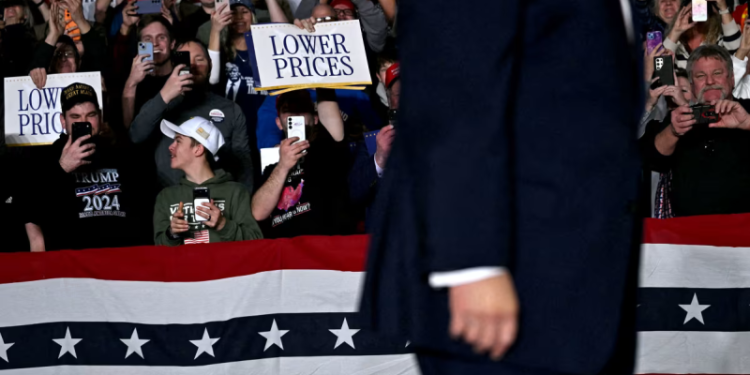 Trump economía Iowa: Estrategia Electoral 2026