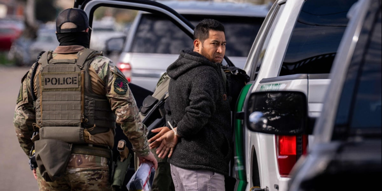 Redadas de Trump: Baja 87% Detenciones México