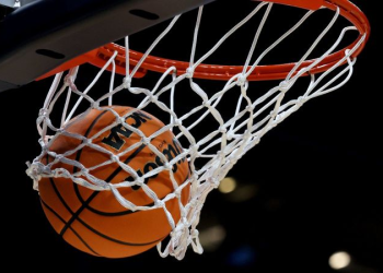 Exjugadores NCAA apuestas: Escándalo Manipulación