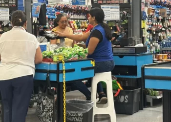 Cumple 70% de empresas con Ley Silla en Quintana Roo