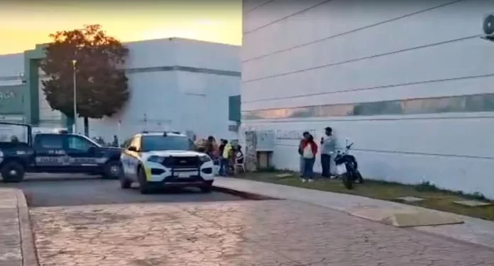 Herido por arma de fuego arriba por sus propios medios a hospital en Cancún