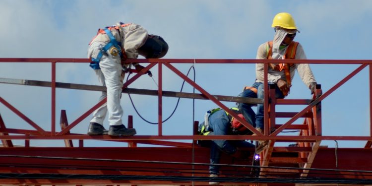 Quintana Roo: jornada de 40 horas desata preocupación en el sector laboral