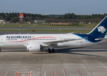 Aeromexico reactiva vuelos en Guadalajara Puerto Vallarta Manzanillo y Tepic tras jornada violenta