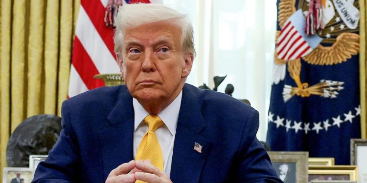 Donald Trump eleva arancel global al 15 tras fallo de la Corte Suprema