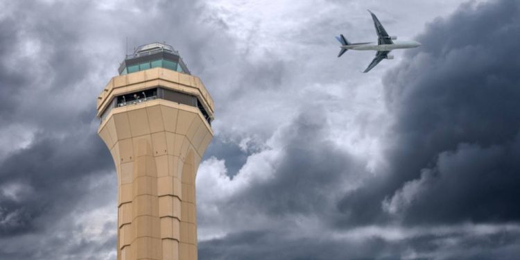 FAA suspende vuelos en El Paso por 10 dias por razones de seguridad