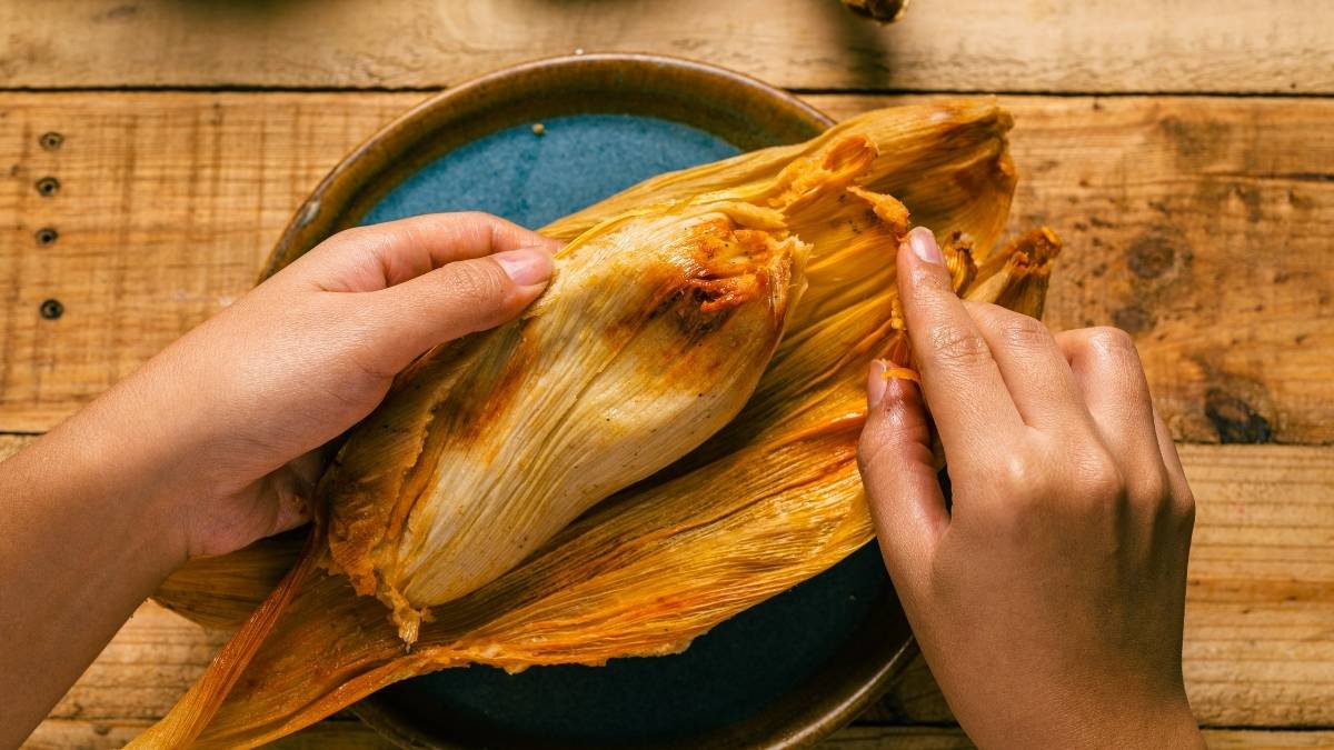 Menores resultan intoxicados por consumir tamales y el IMSS Bienestar activa protocolos