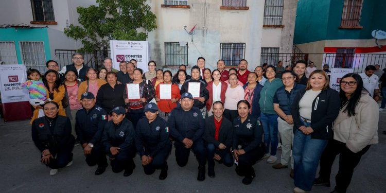 Ana Paty Peralta instala el primer Comité de Paz en Cancún