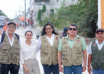 Ana Paty Peralta anuncia pavimentación de la carpeta asfáltica de la Av. Kabah, entre Av. Tules hasta Arco Norte