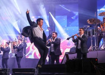 Banda La Adictiva presente en el segundo día del “Carnaval Cancún 2026