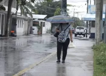 Clima en Cancún 18 de febrero: calor intenso y chubascos marcarán el miércoles