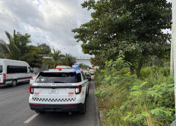 Accidente motociclista Cancún Puerto Morelos deja un fallecido