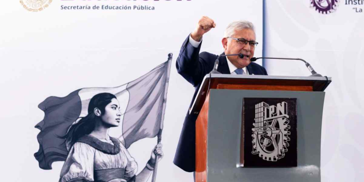 SNTE aumento salarial: Demanda 13% para 2026