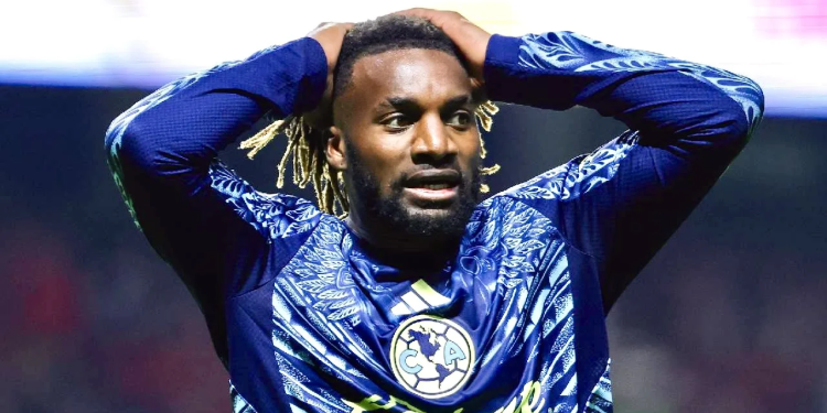 Allan Saint-Maximin: Denuncia y Salida del América