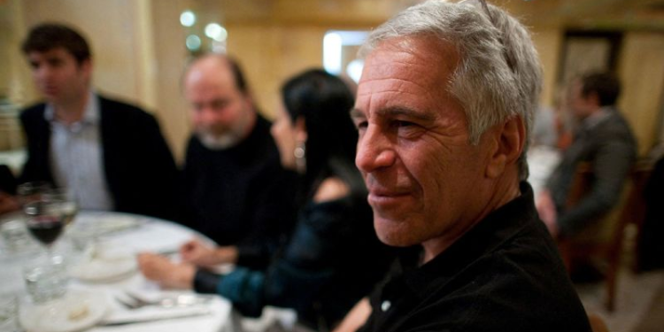 Fragmentos censurados Epstein generan controversia