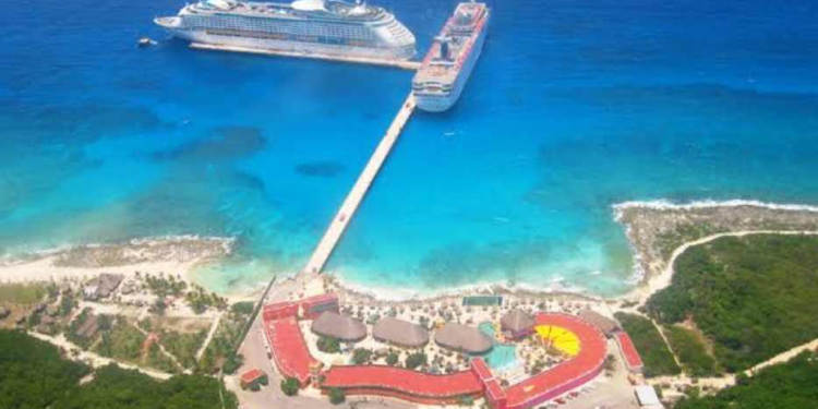 Perfect Day Mahahual: Controversia e Inversión en Quintana Roo