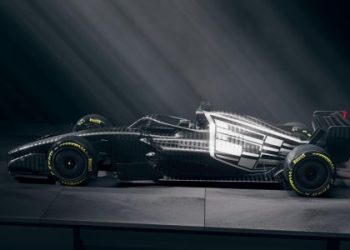 Checo Pérez con Cadillac durante el Gran Premio de Australia de Fórmula 1