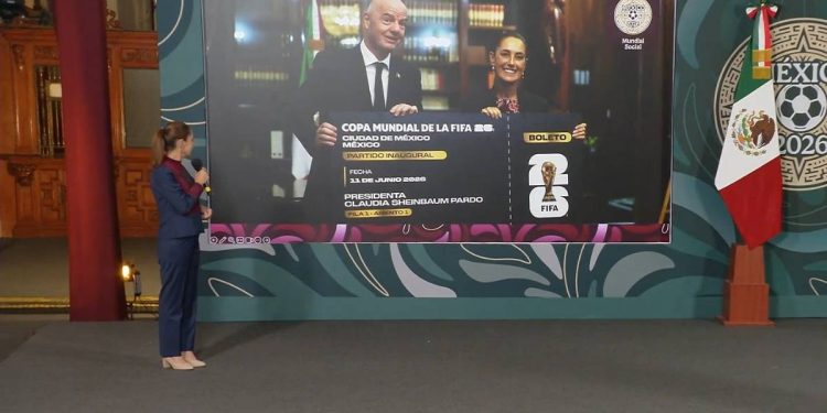 Claudia Sheinbaum regalara el boleto presidencial para el Mundial 2026 a una joven mexicana