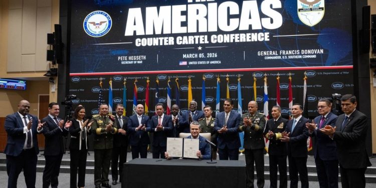EEUU y paises de America firman acuerdo contra el narcoterrorismo Mexico Brasil y Colombia no participan