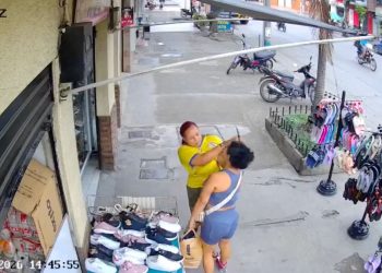 Mujeres pelean con cuchillos en plena avenida, una termina sin vida