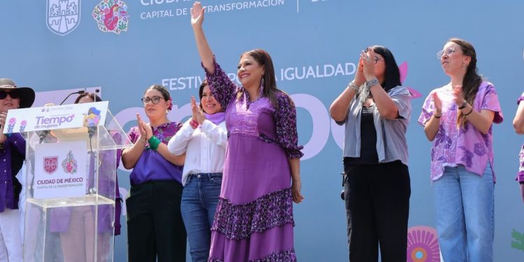 “No es un día para felicitar”: Clara Brugada lanza mensaje por el 8M