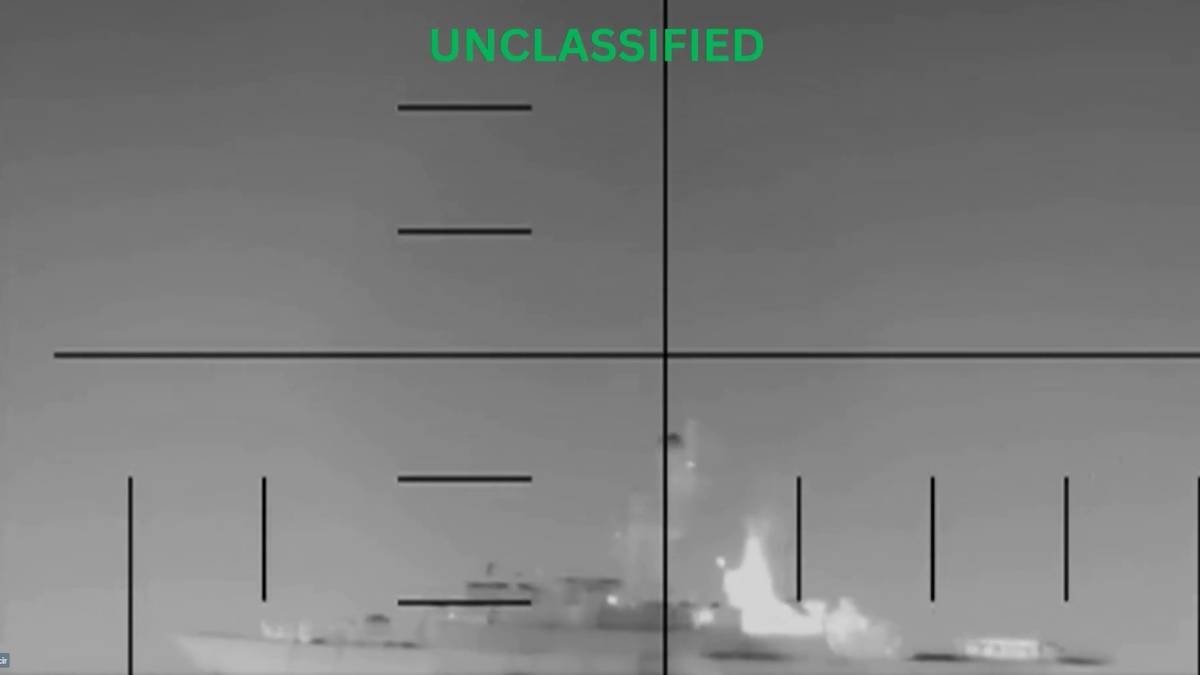 Primer hundimiento con torpedo desde la Segunda Guerra Mundial