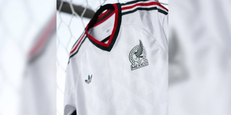 Segundo uniforme para el Mundial 2026 Mexico presenta jersey visitante blanco inspirado en cultura prehispanica