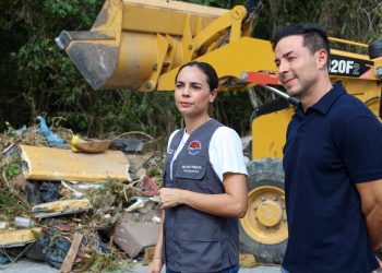 Ana Paty Peralta clausura del basurero clandestino en la Supermanzana 259, entre Avenida 3 y Calle Vicaria de la colonia Prado Norte.