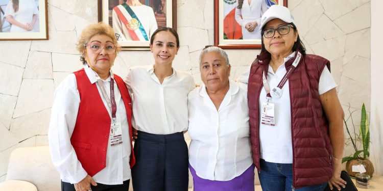 Realizan la edición número 37 de las jornadas “Día del Pueblo, Cancún Nos Une por la Transformación”
