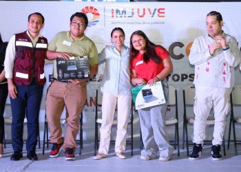 Realizan el programa “Juventud es Poder Conectar” en Cancún