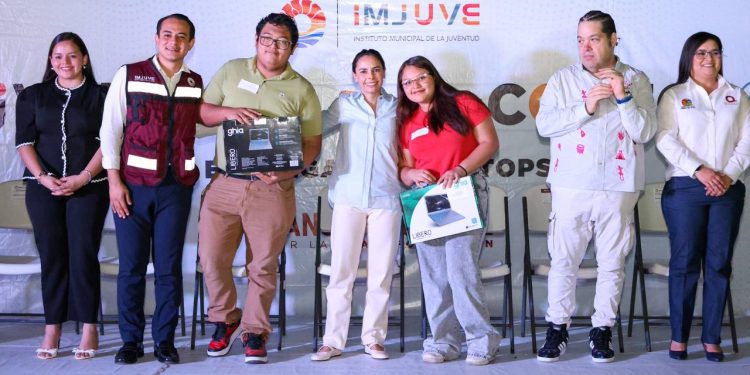 Realizan el programa “Juventud es Poder Conectar” en Cancún