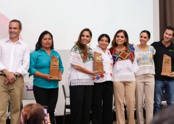 Entregan Distintivos “Hecho en Quintana Roo” en Cancún