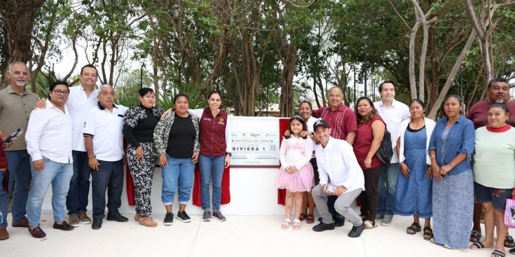Ana Paty Peralta, encabezó la entrega de obras de pavimentación en las colonias Real del Bosque, Riviera 1 y Riviera 2, en la SM 245