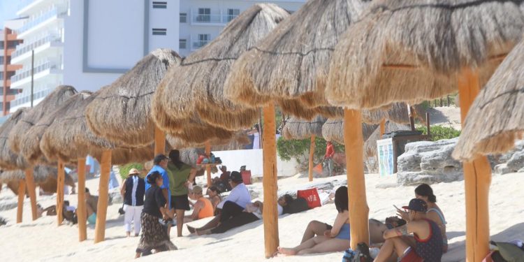Cancún se diversifica para generar bienestar: Ana Paty Peralta
