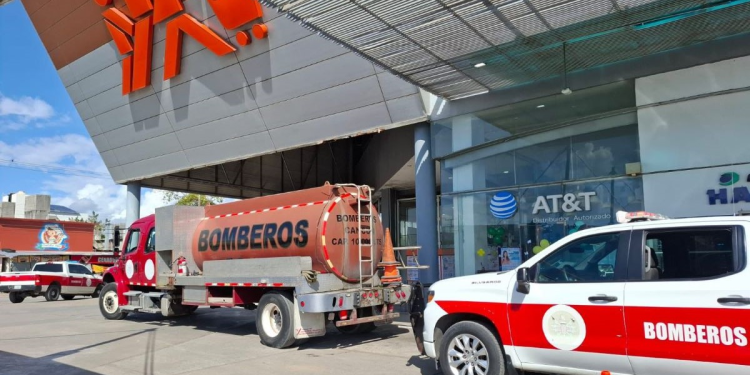 Explosión Chedraui Cancún Moviliza Emergencias