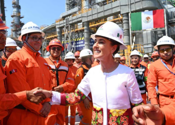 Planta coquizadora Salina Cruz al 76% de avance