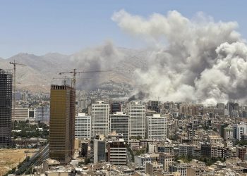 Donald Trump hablando sobre la guerra con Irán y posible fin del conflicto