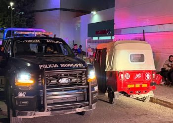 Hombre resulta baleado durante intento de asalto en Cancún