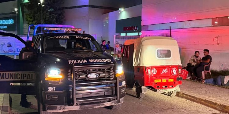 Hombre resulta baleado durante intento de asalto en Cancún