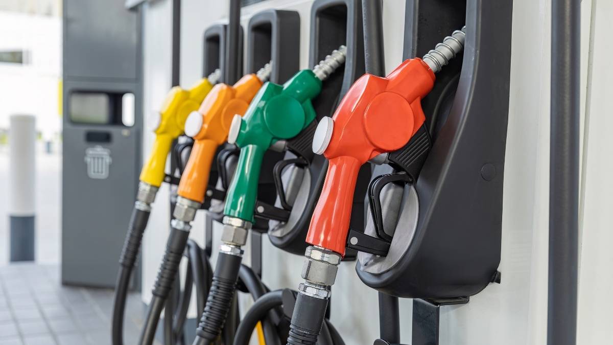 Acuerdo entre Gobierno y gasolineros fija precio maximo del diesel
