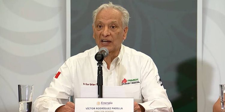 PEMEX admite que derrame en el Golfo de Mexico fue por una fuga en oleoducto de Cantarell