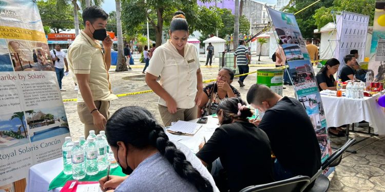 Prevén caída de vacantes laborales en Cancún tras fin de temporada