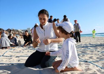Ana Paty Peralta, realizó un recorrido por diversas playas de la zona costera de Cancún