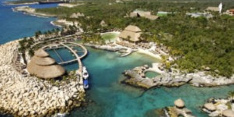 Simbología maya Xcaret genera controversia en Playa